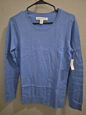 Amazon Essentials Women's Scoop Neck Sweater in Periwinkle Blue